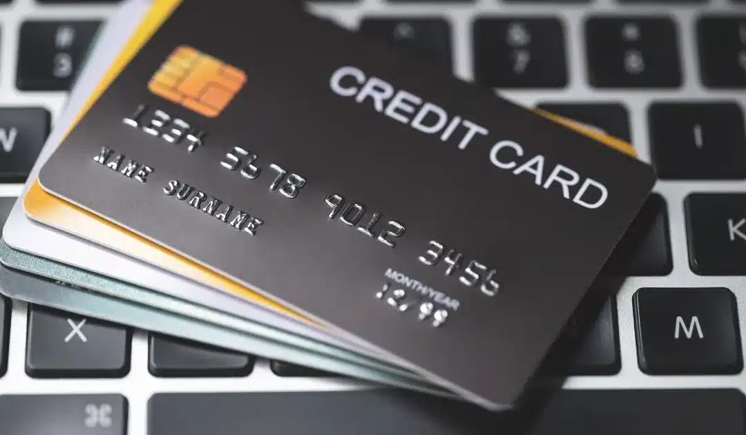 ¿Cómo ganar dinero con tús tarjetas de crédito?